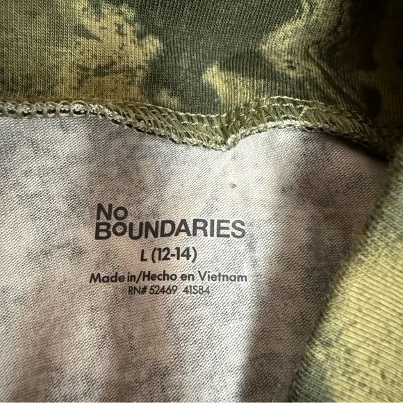 No Boundaries size large (12-14)  Camouflage Leggings NWT - Picture 4 of 7